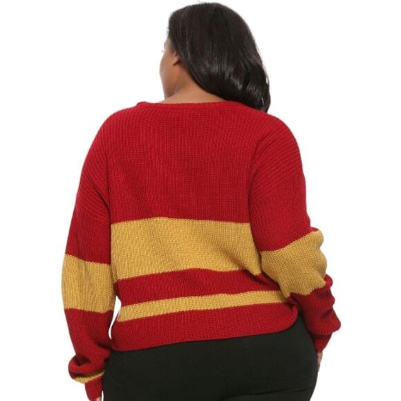 Harry Potter Gryffindor Quidditch Plus Size Sweater - Picture 2 of 3
